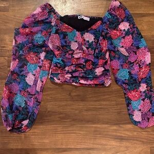 Ruched Floral Puff-Sleeve Crop Top in Purple Multi